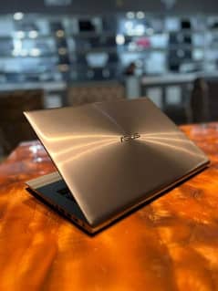 Asus ZenBook 14 Bled ultra slim/Core i5 Gen 4th