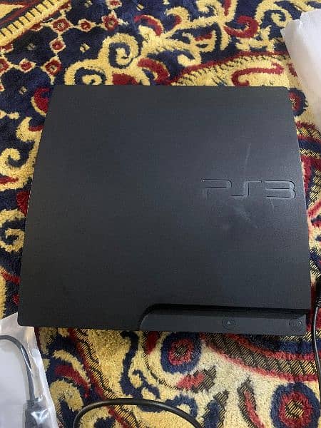 PlayStation 3 with box 320GB 10/10 condition 0