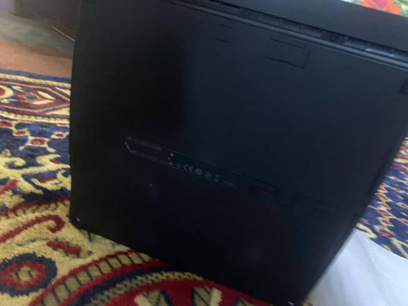 PlayStation 3 with box 320GB 10/10 condition 3