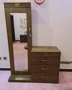 Wooden Dressing Table with Mirror and drawers