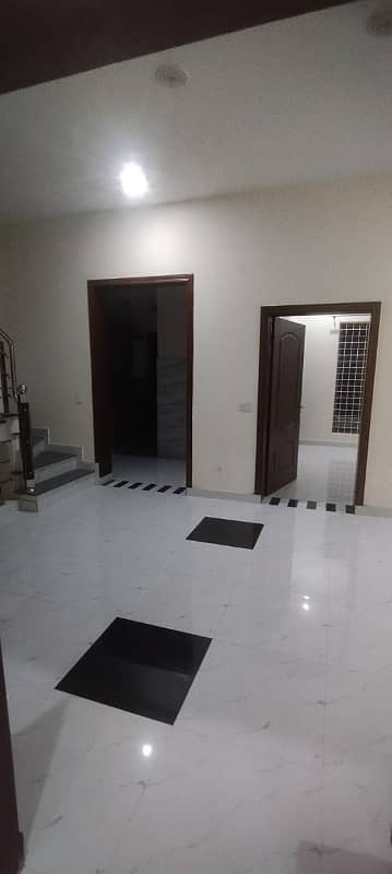 5 Marla Brand New House For RENT In Johar Town Hot Location 6
