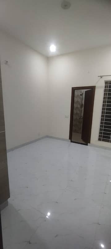 5 Marla Brand New House For RENT In Johar Town Hot Location 10
