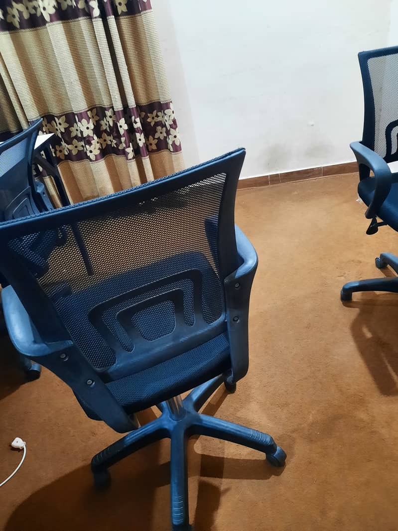 Ofiice Chairs - Quantity 2 Chairs 3