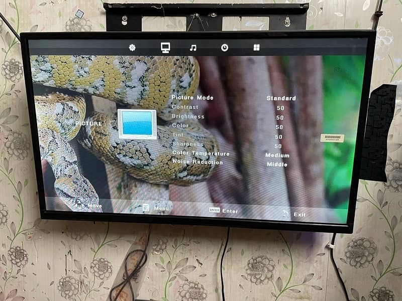 Samsung 32 Inch Led Full HD Plus Resolution 7