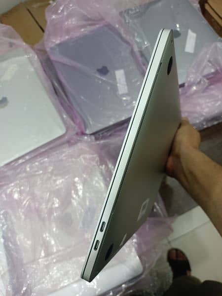 MACBOOK PRO 2019 CTO MODLE 13 INCH TOUCHBAR CORE I7 Q-C 16GB 1TB 7