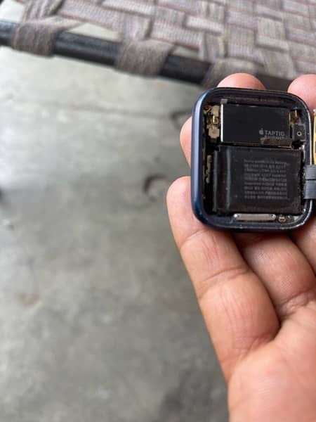 Apple Watch bord Factory unlocked 2