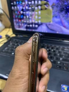 iPhone 11 pro max 64 gb PTA approved 0