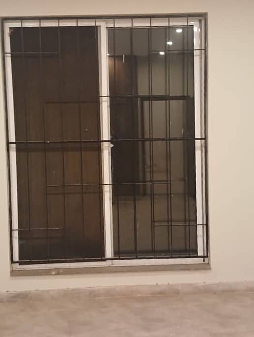 10 Marla House For Sale Is Available In Model Town 19