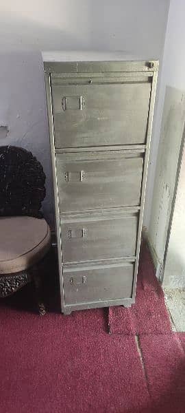 steal cabinet / file cabinet 1