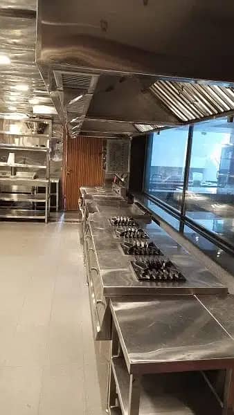 Restaurant Equipments Set up/Kitchen Equipments/Counters/Tables 9