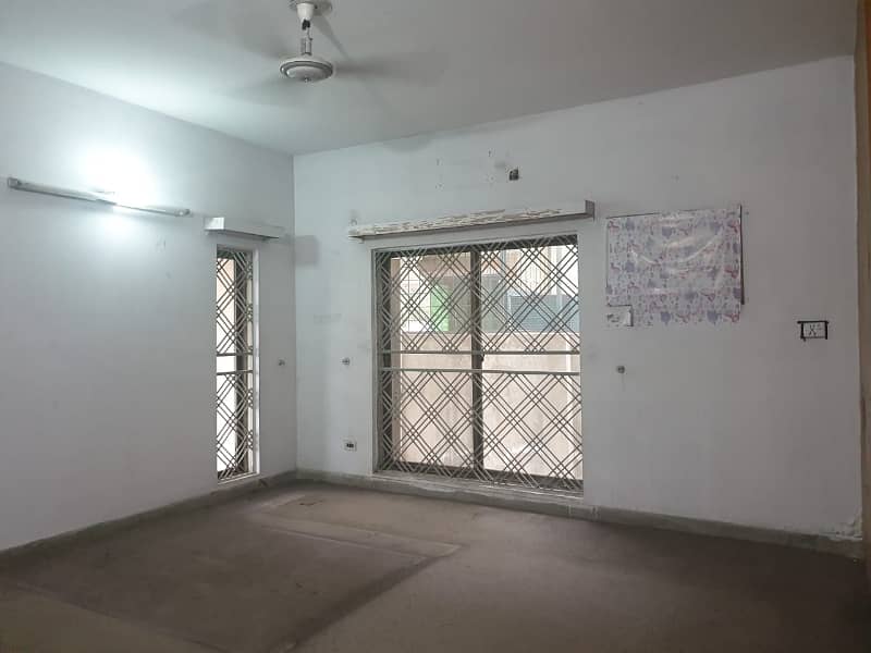 Book A House Of 2 Kanal In Faisal Town - Block A Lahore 1