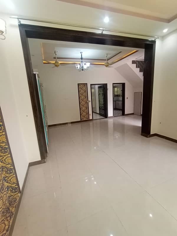 5 Marla House Available For rent In Bahria Nasheman 0