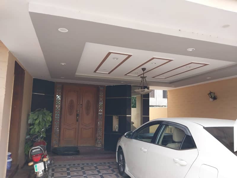 1 Kanal Double Story Building Old House 4 Unit On Main Boulevard Wapda Town Super Hot Location Solid Construction Surrounding International Brands 15