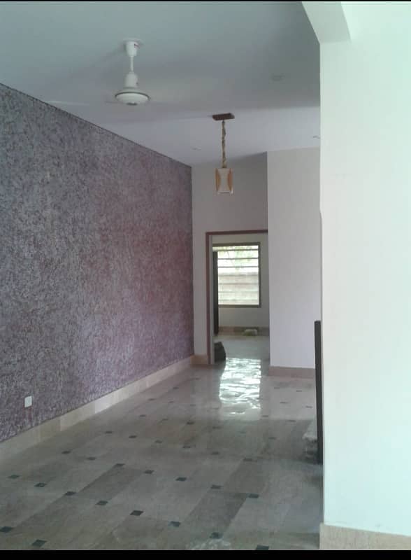 Luxurious House On 200ft road Sale West Open 4