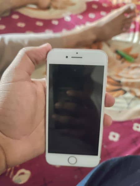 Iphone 7 pink colour 32Gb 1