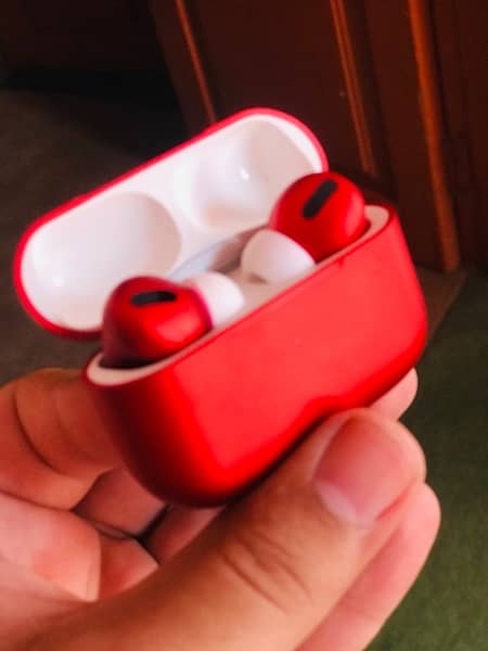 Airpods pro for sale , top quality, negotiable price 3