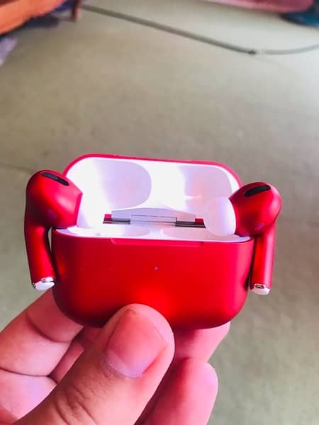 Airpods pro for sale , top quality, negotiable price 4