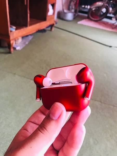 Airpods pro for sale , top quality, negotiable price 7