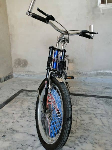Bicycle for Boys in good condition 4