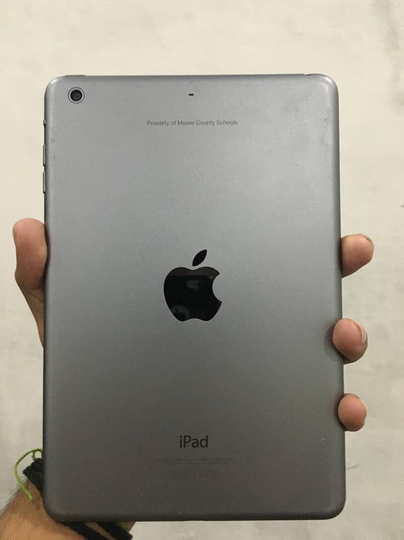 iPad Mini 2 32 GB LLA Model 0