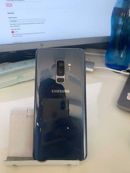 Samsung s9+ edge phone 2