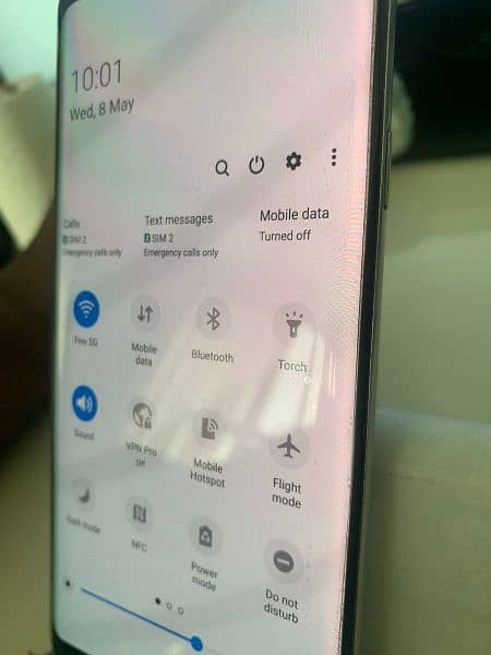 Samsung s9+ edge phone 4