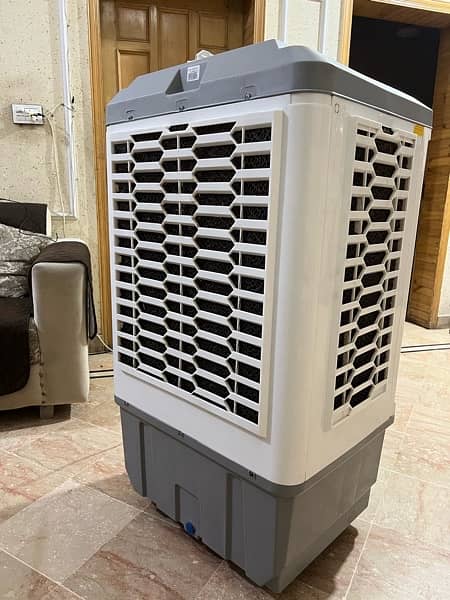 Canon Air Cooler with cool bank 7
