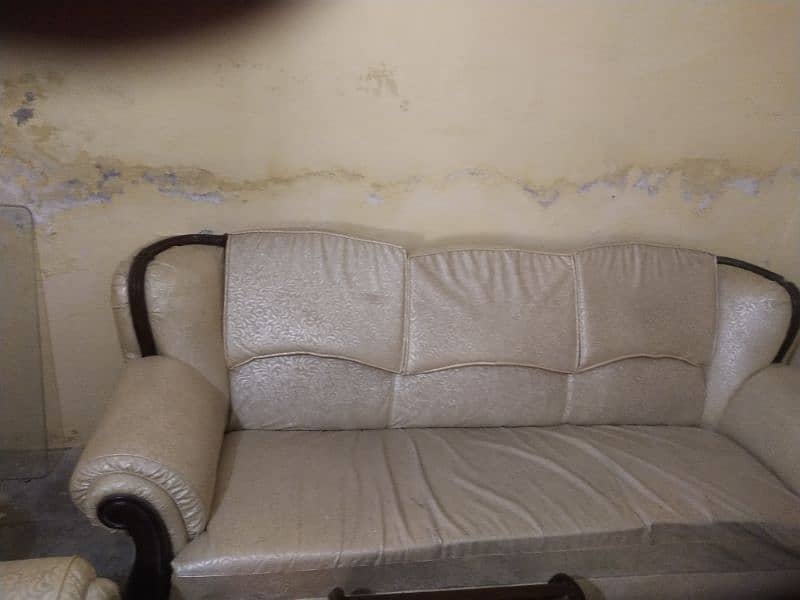 A one condition sofa set 2