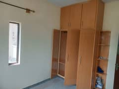 2nd floor flat for rent in G-11 3 pha