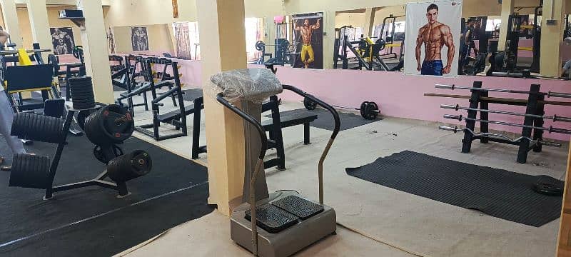 complete gym setup for sale  / gym equipments & machines 6