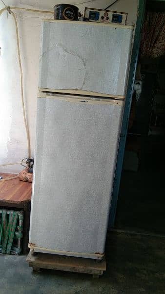 Refrigerator in good working condition 0