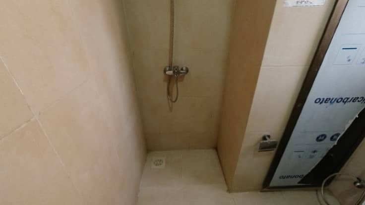 Flat Available For sale In Askari 5 - Sector F 17