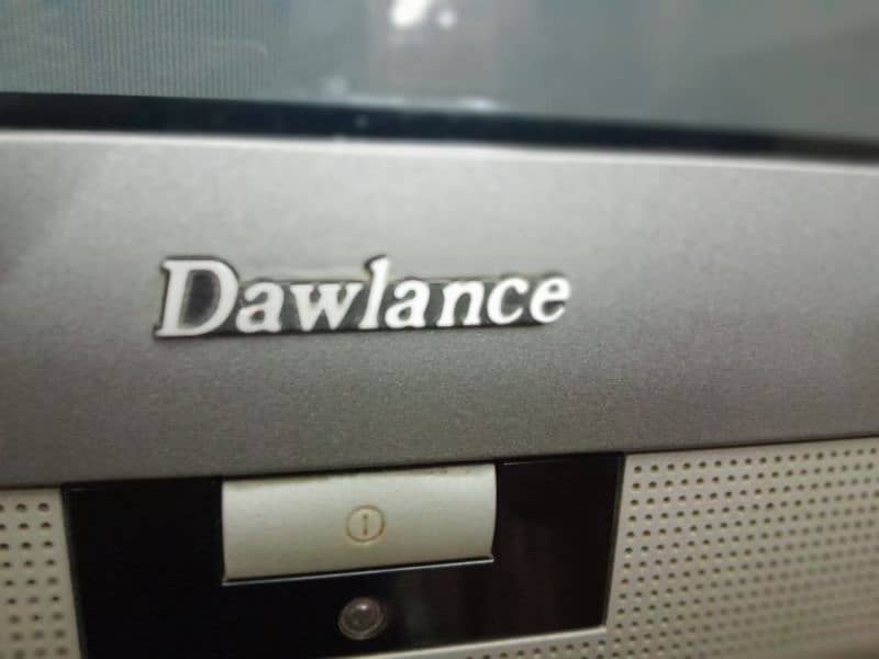 DAWLANCE BIG SCREEN TV USED AVAILABLE 4