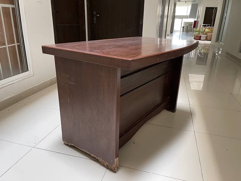 Office table for sale 1