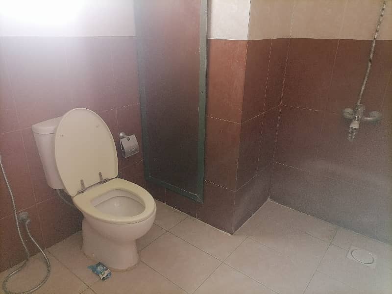 Ideal West Open Flat For sale In Askari 5 - Sector E 8