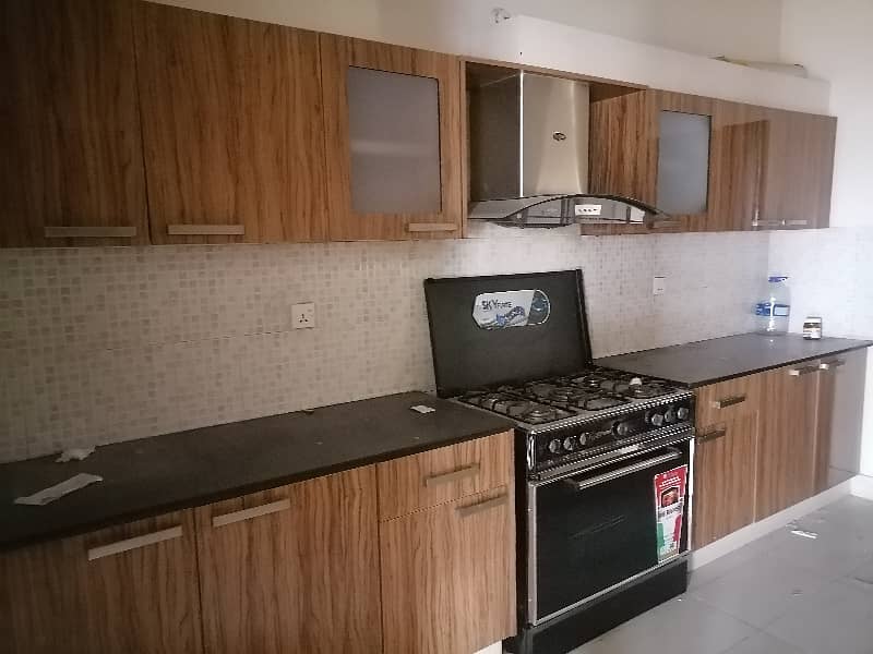 You Can Find A Gorgeous West Open Flat For sale In Askari 5 - Sector E 7