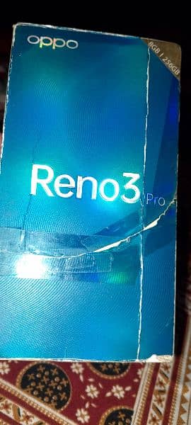 Reno 3 pro 8/256 with Box And original charger Condition all ok 3