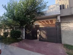 10 Marla house for sale in University Town Faisalabad