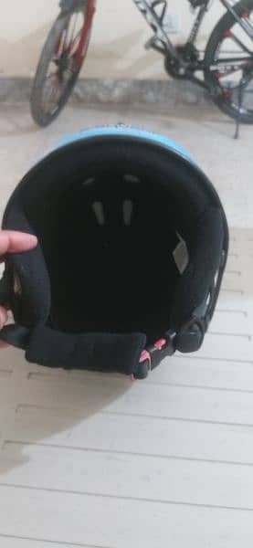 B Square Imported Helmet for Kids 4