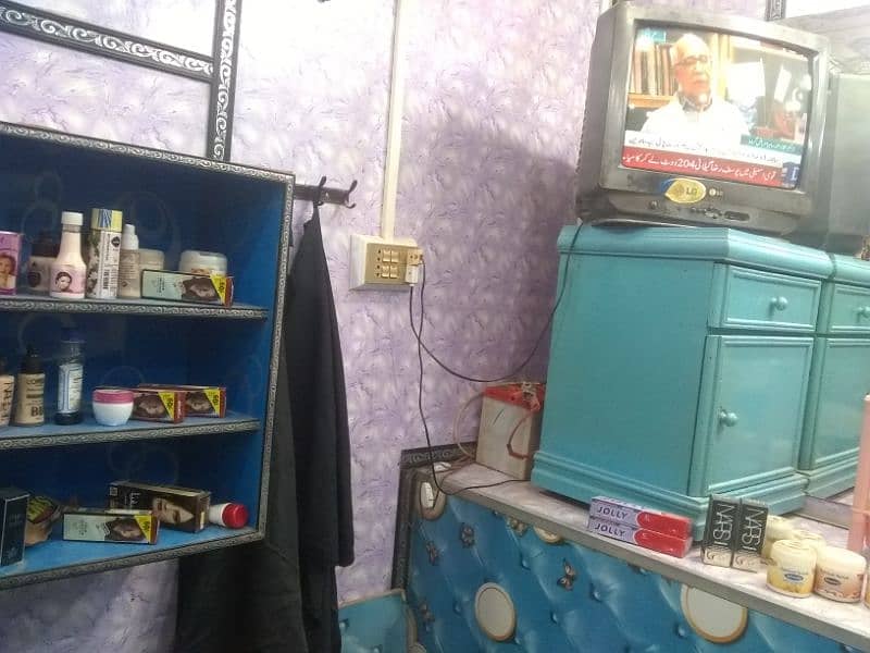 BARBER SHOP FOR RENT & SALE, WITH GOOD CONDITION, Cell# 0304.123. 5895 1