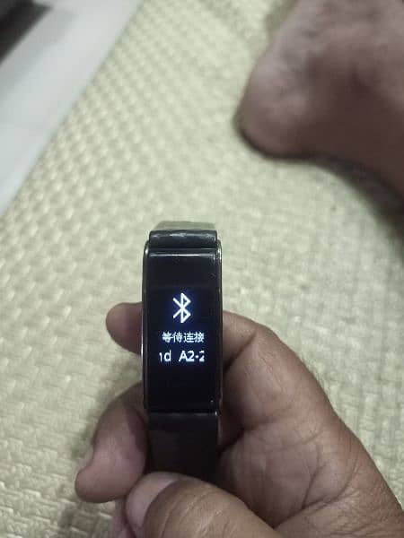 huawei honor band 2 with charger 1
