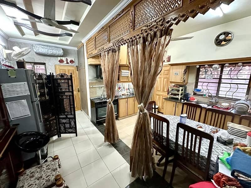 Corner House For sale In Johar Town Phase 1 - Block A2 5