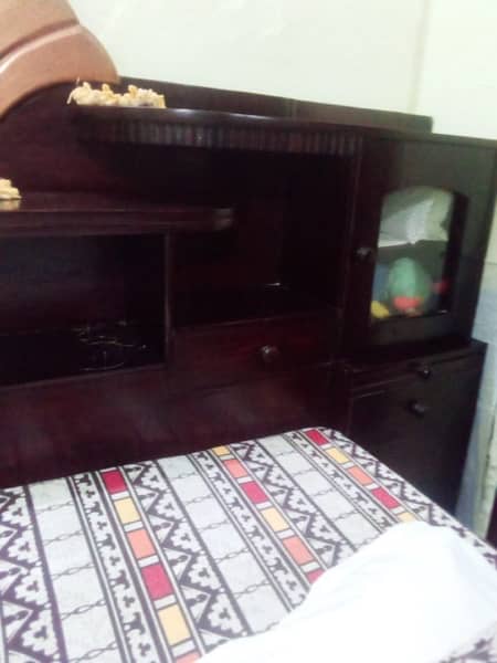 bed sofa dressing table crockery cabinet bartano wali almari 0