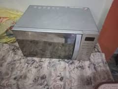i want to sale my microwave oven execelllent good condition 0
