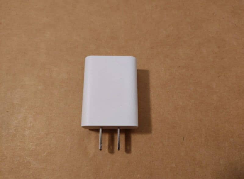 pixel 18watt original box plugged charger 0