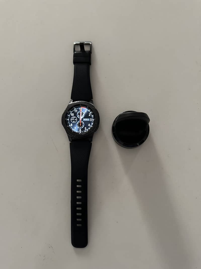 Samsung Gear S3 Frontier Watch 0