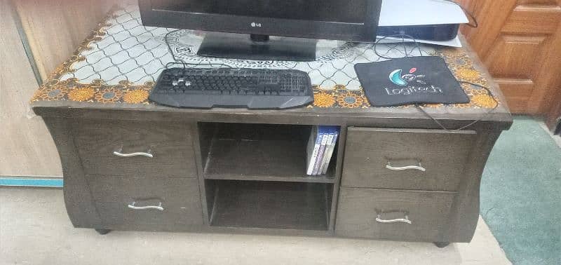 Dashboard  / Table For Sale 0
