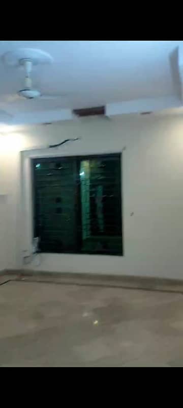 10 MARLA FULL HOUSE AVAILABLE FOR RENT IN WAPDA TOWN PH 1 9