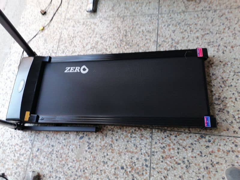 zero treadmill RT15 for 100kg brand new with all accessories i 2