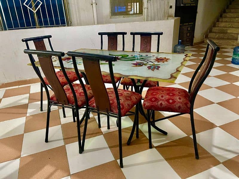 6 Chair with Table 0